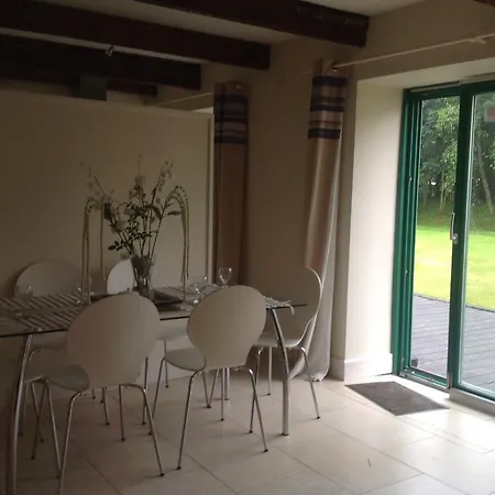 Richfield House And Ballymagyr Castle Cottages Park