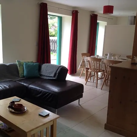 Richfield House And Ballymagyr Castle Cottages Park